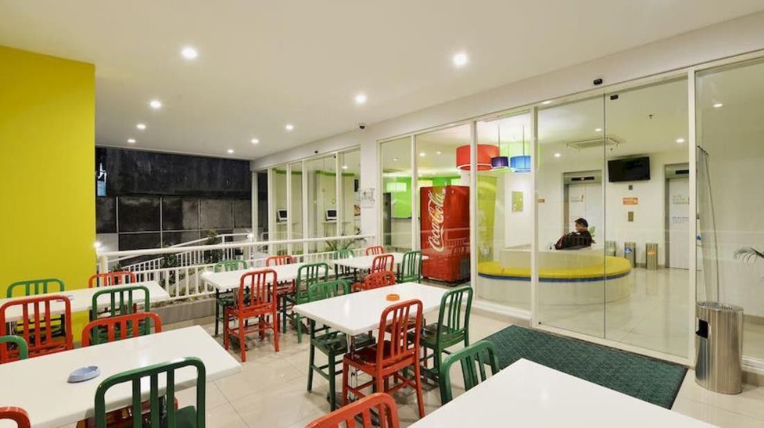 Pop! Hotel Malioboro - Джокьякарта Экстерьер фото