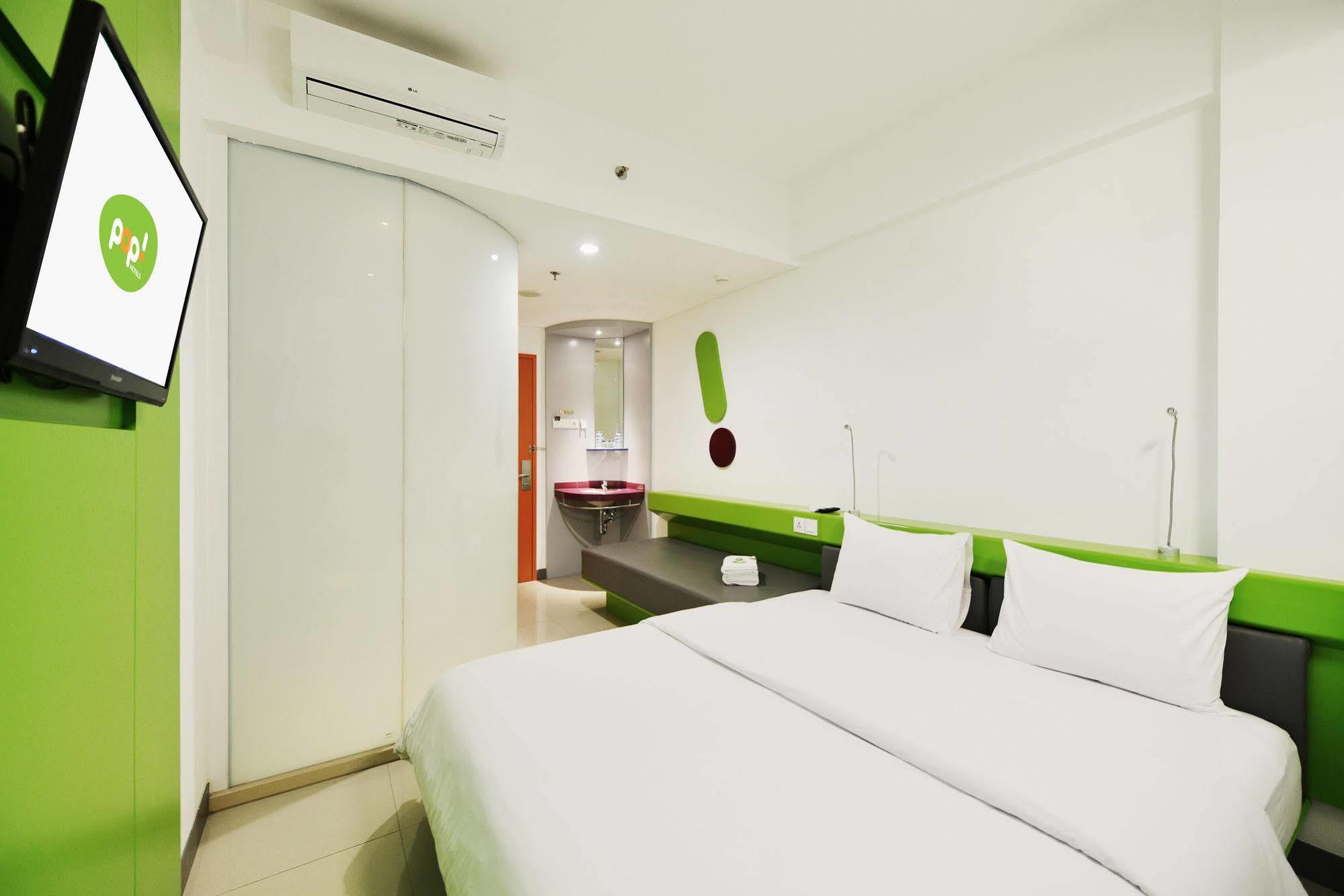 Pop! Hotel Malioboro - Джокьякарта Экстерьер фото